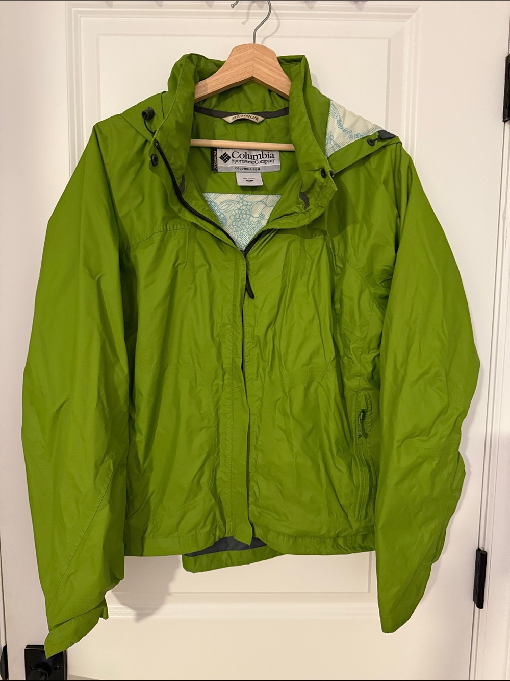 Columbia Lime Green Hooded Shell Jacket